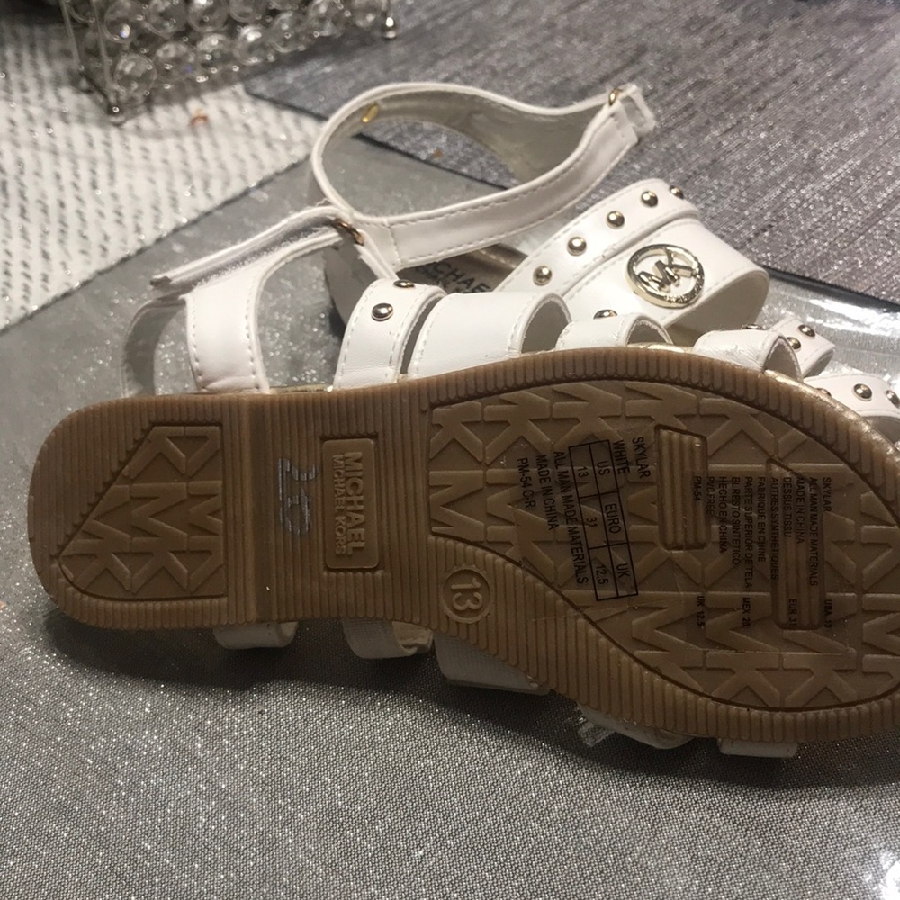 Sandals - Picture 2 of 2